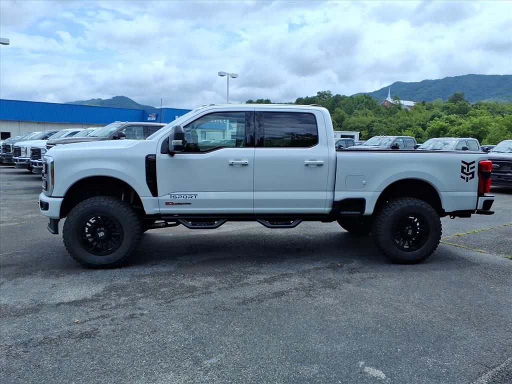 New 2026 Ford F-250SD Lariat Truck