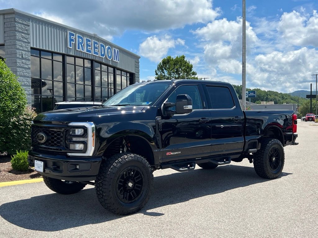 New 2026 Ford F-250SD Lariat Truck