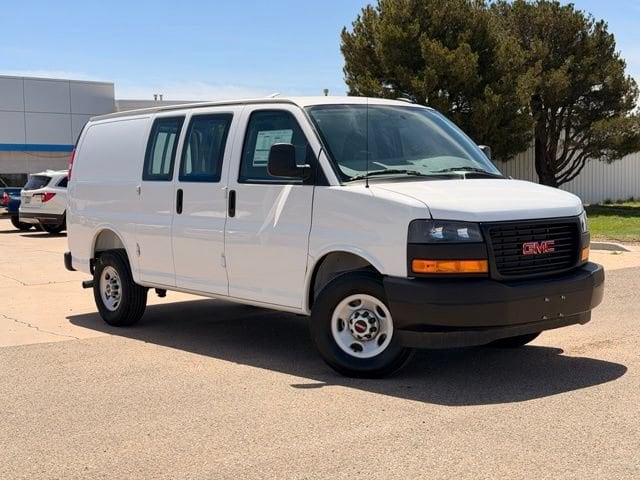 2025 GMC Savana Cargo
