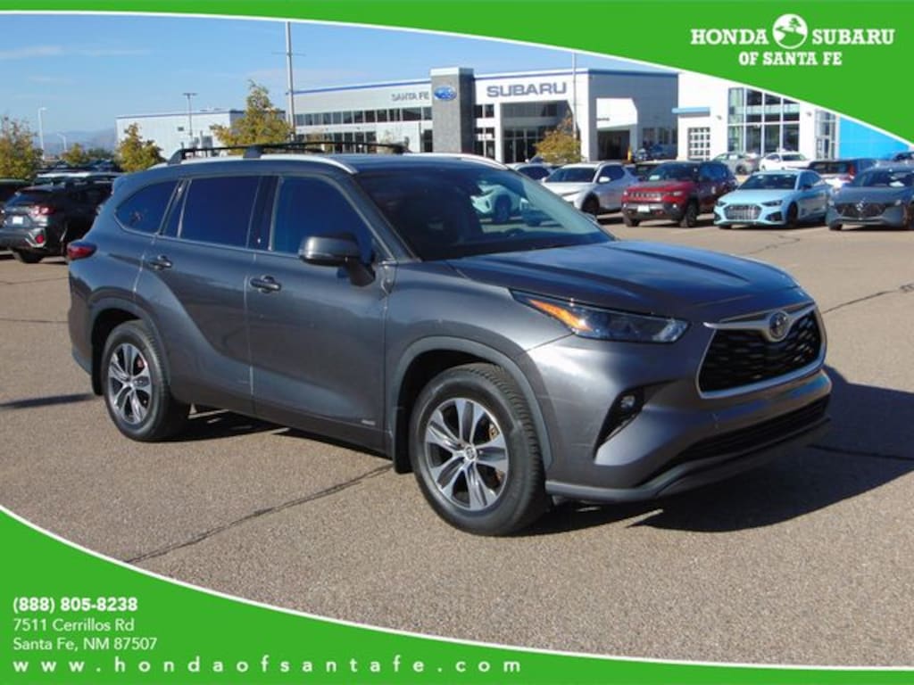Used 2022 Toyota Highlander Hybrid XLE SUV