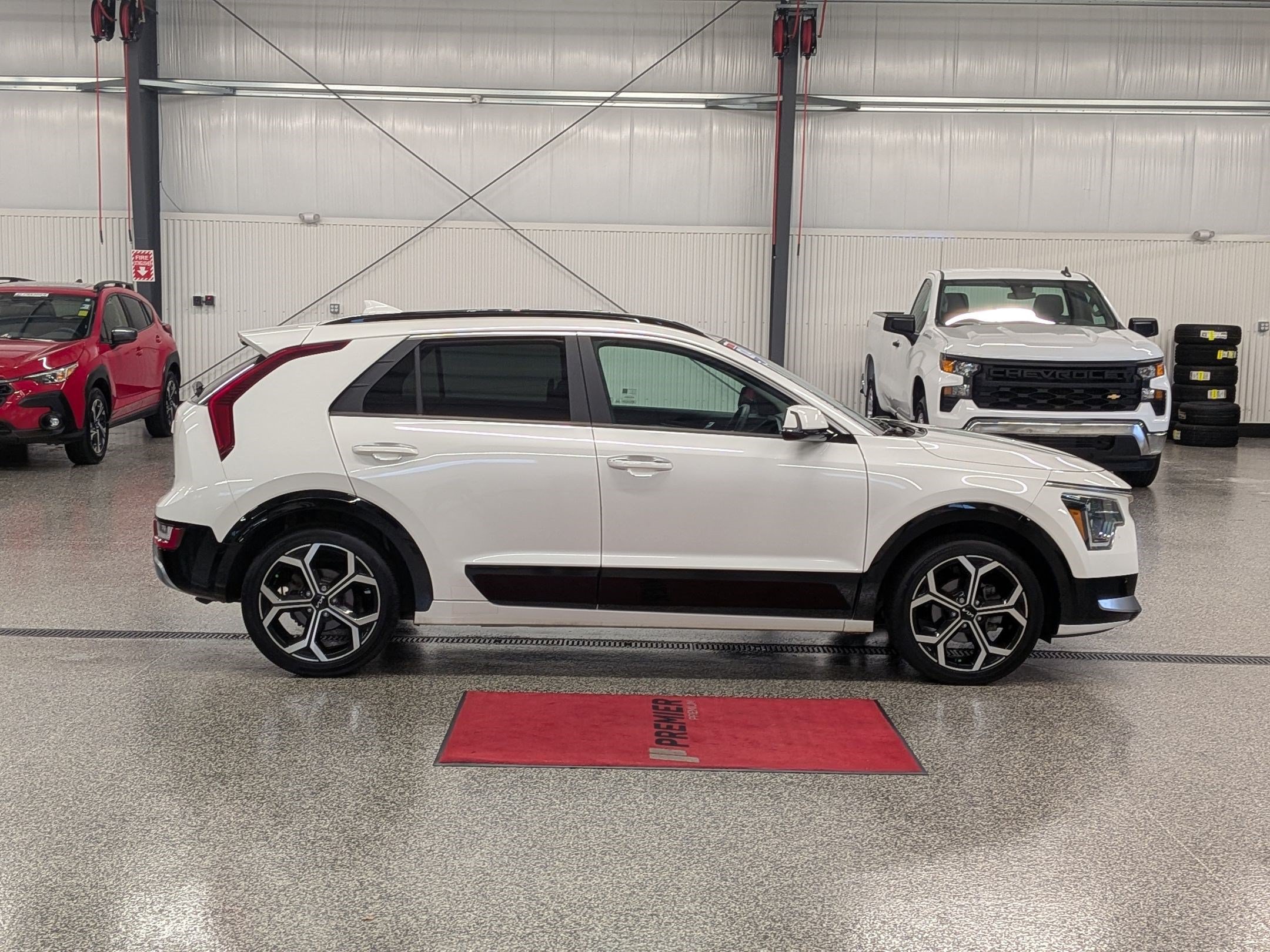 Certified 2024 Kia Niro SX Touring Sport Utility