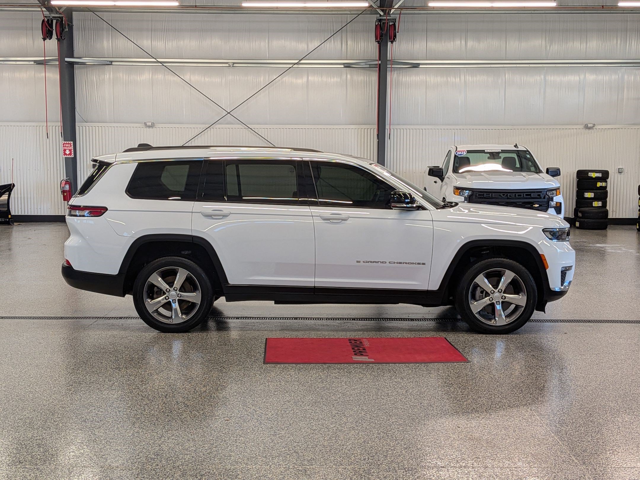 Used 2022 Jeep Grand Cherokee L Limited Sport Utility