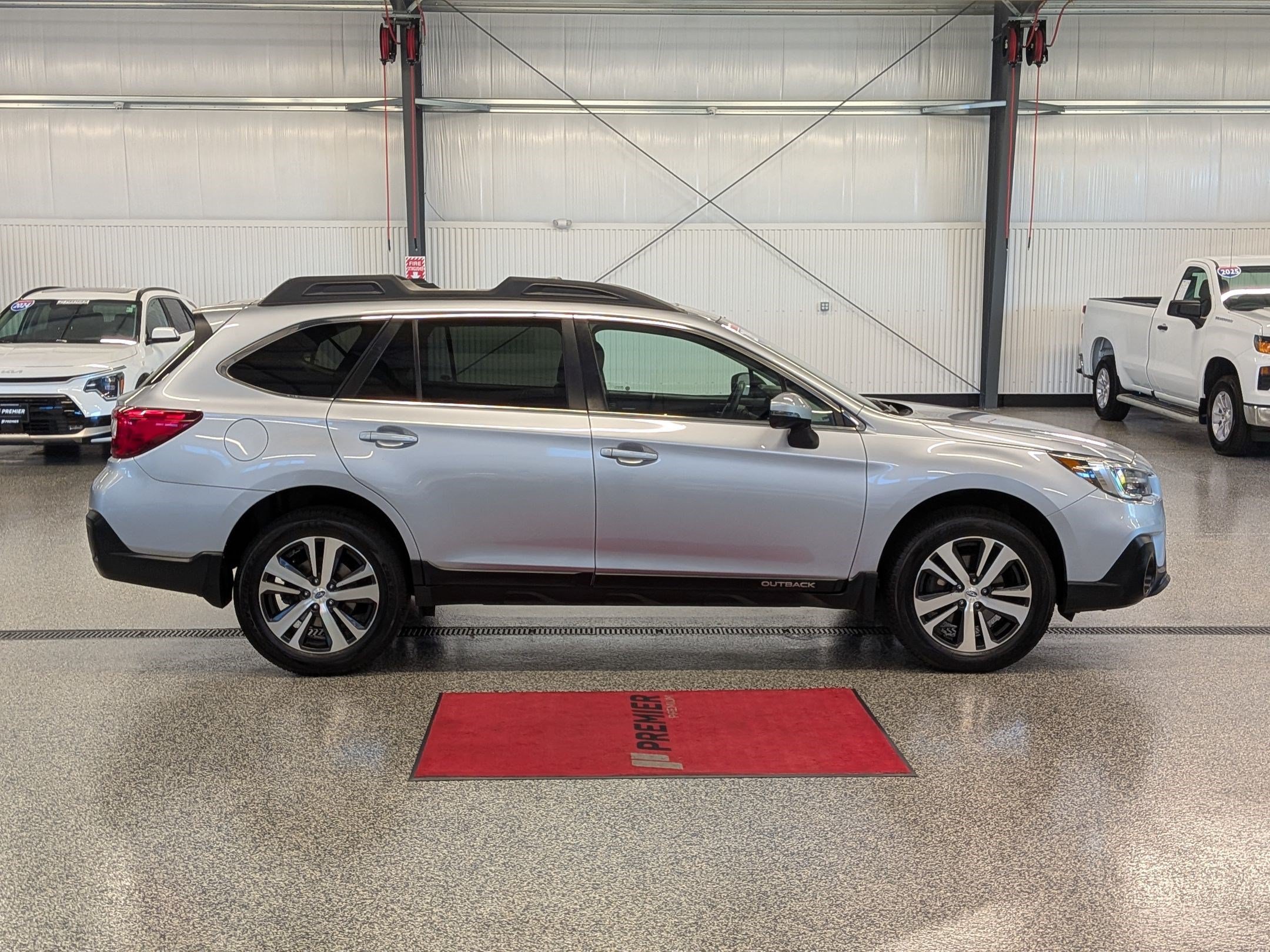 Used 2019 Subaru Outback Limited Sport Utility