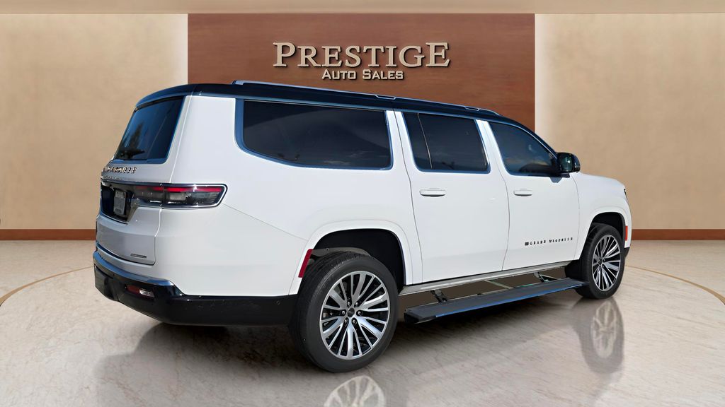 2024 Jeep Grand Wagoneer L Series III - Photo 31