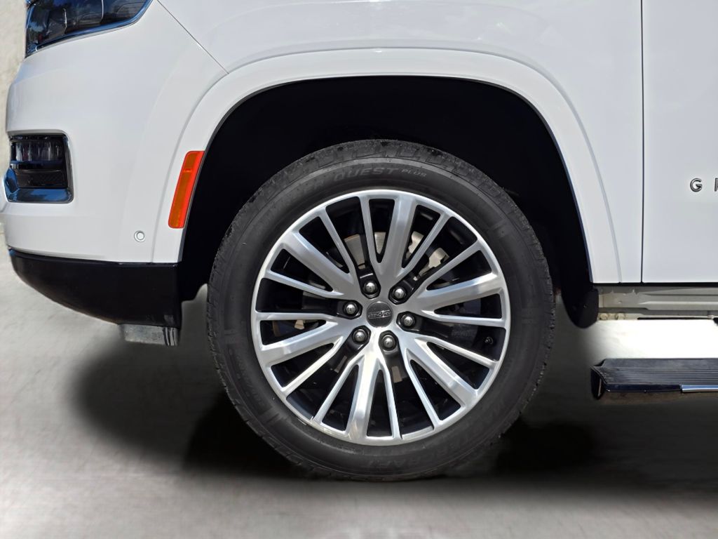 2024 Jeep Grand Wagoneer L Series III - Photo 41