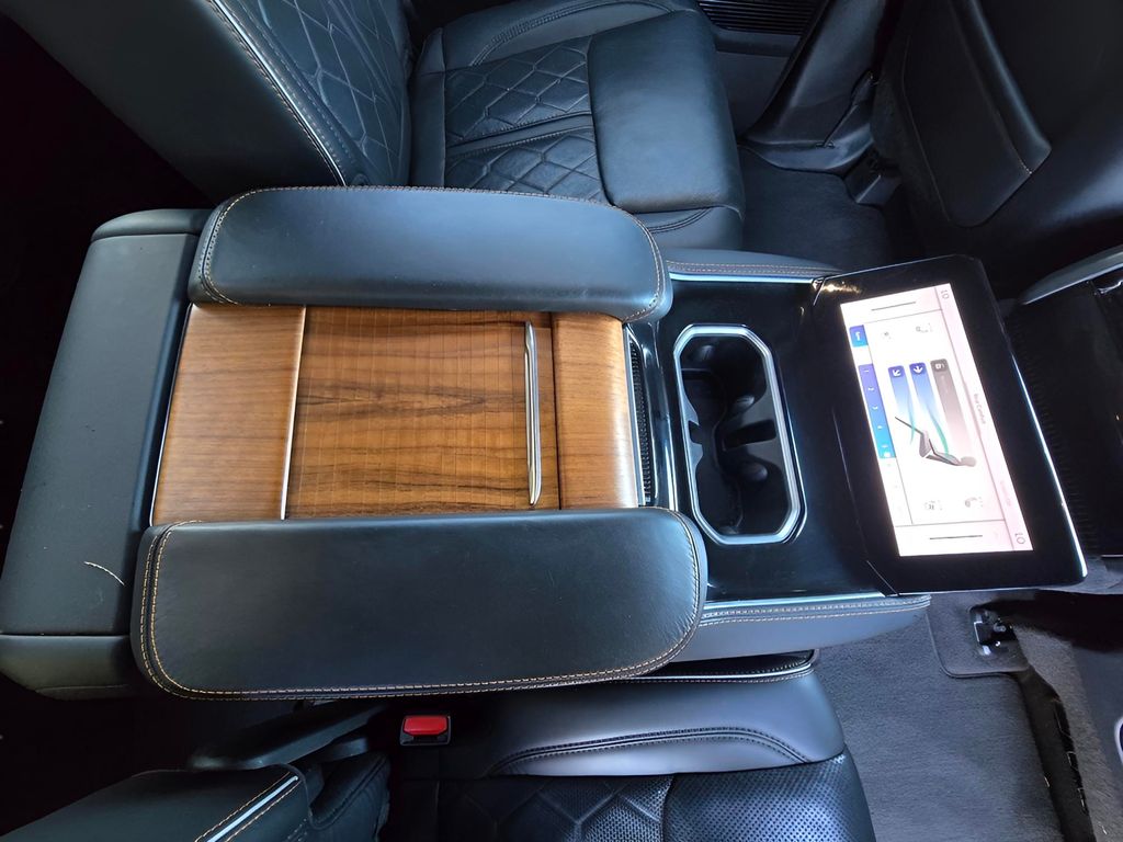 2024 Jeep Grand Wagoneer L Series III - Photo 45