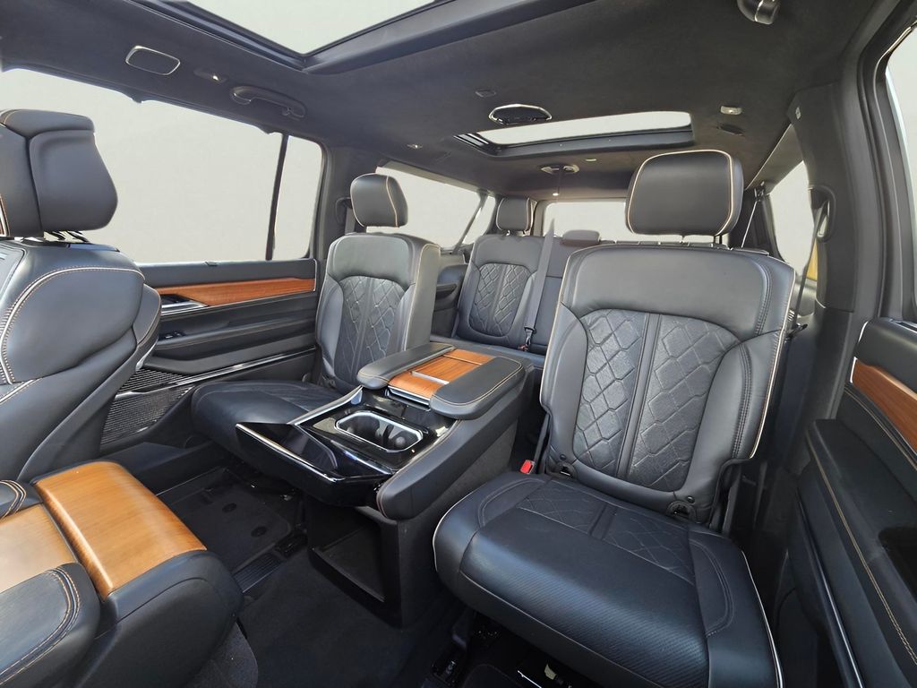 2024 Jeep Grand Wagoneer L Series III - Photo 22
