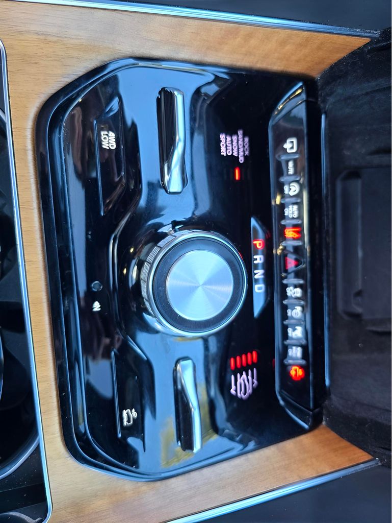 2024 Jeep Grand Wagoneer L Series III - Photo 48