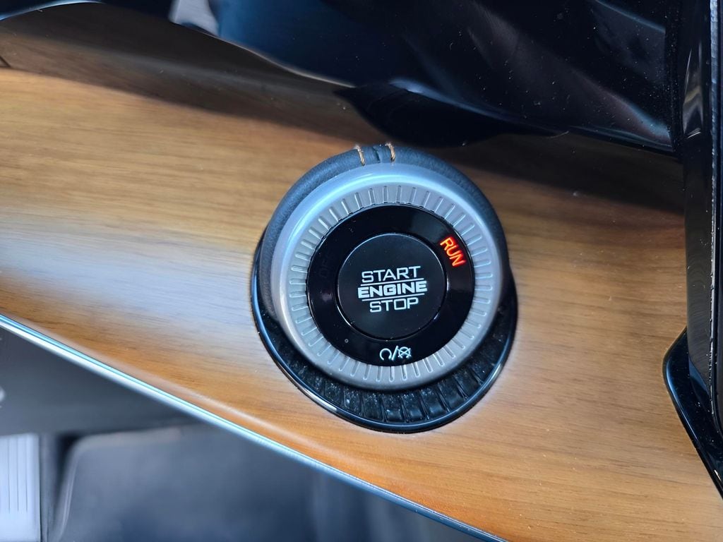 2024 Jeep Grand Wagoneer L Series III - Photo 69