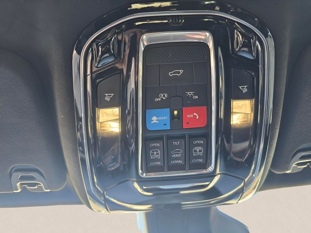 2024 Jeep Grand Wagoneer L Series III - Photo 50