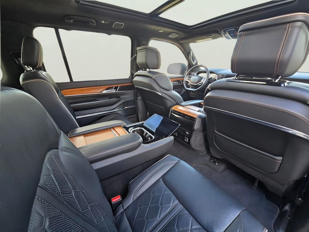 2024 Jeep Grand Wagoneer L Series III - Photo 78