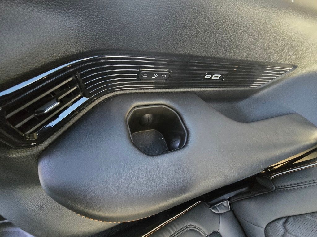 2024 Jeep Grand Wagoneer L Series III - Photo 77