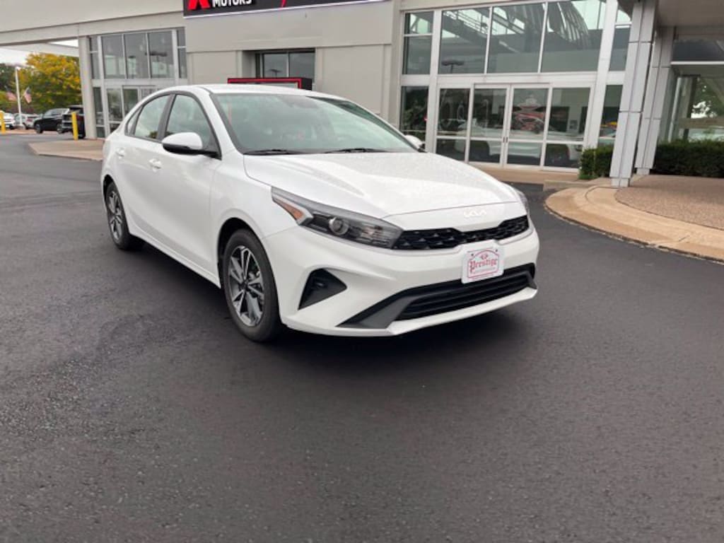 Used 2024 Kia Forte LXS Sedan