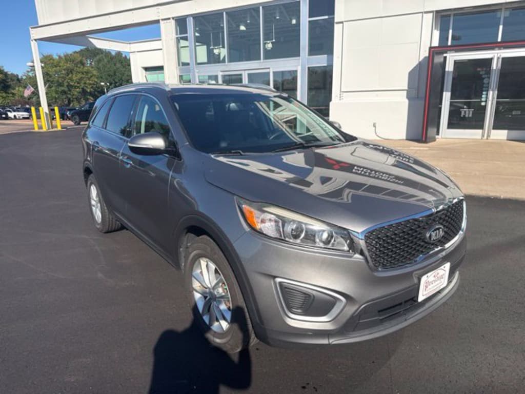 Used 2017 Kia Sorento LX SUV