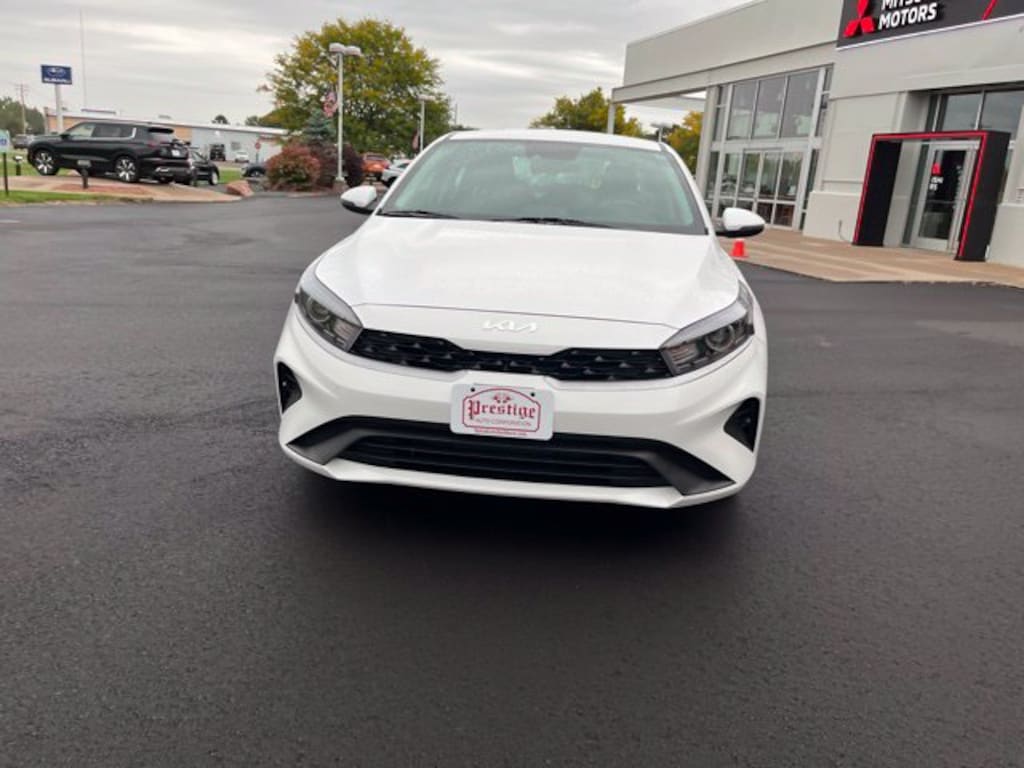 Used 2024 Kia Forte LXS Sedan