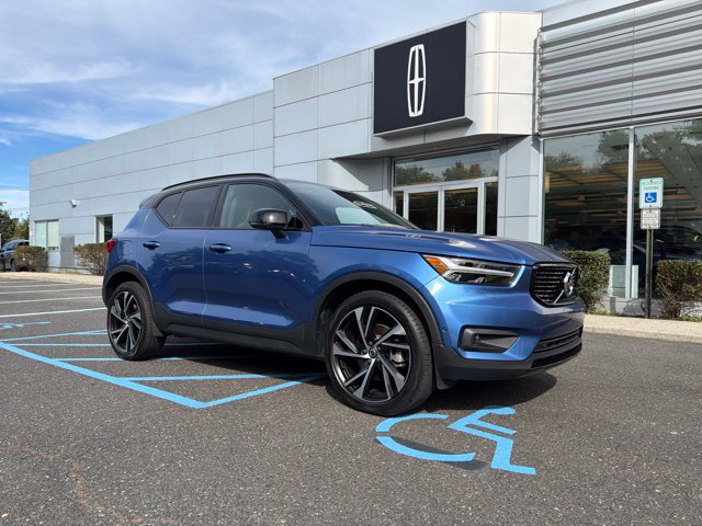 2021 Volvo XC40