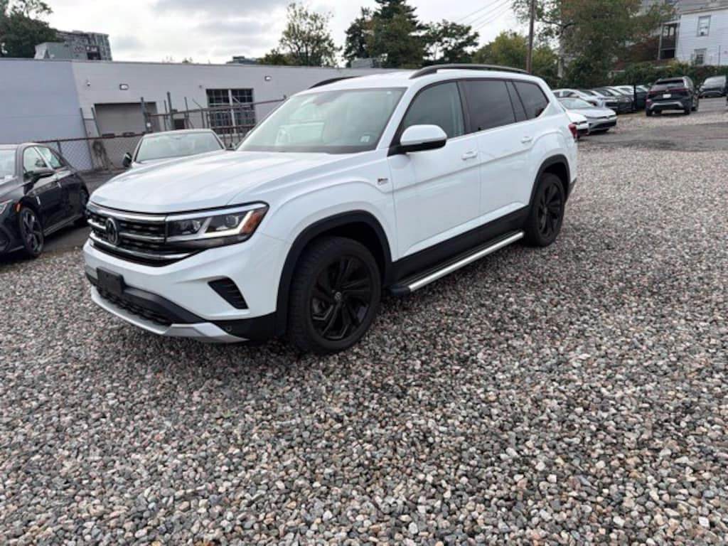 Used 2023 Volkswagen Atlas 3.6L V6 SE w/Technology SUV