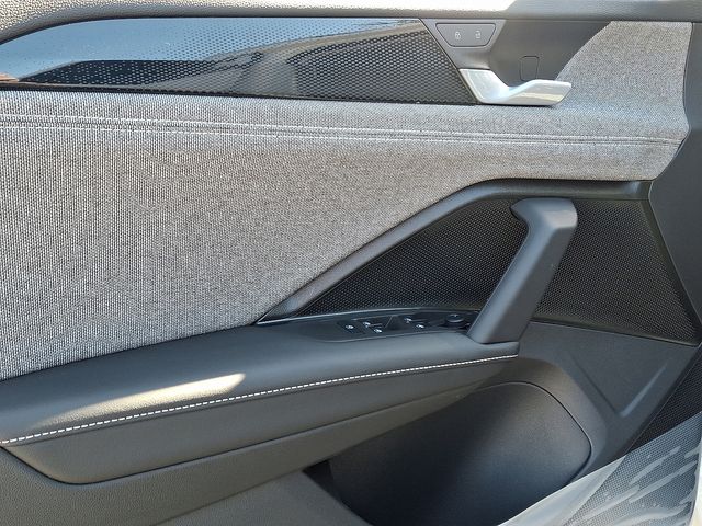 2025 Volkswagen Tiguan S - Photo 7