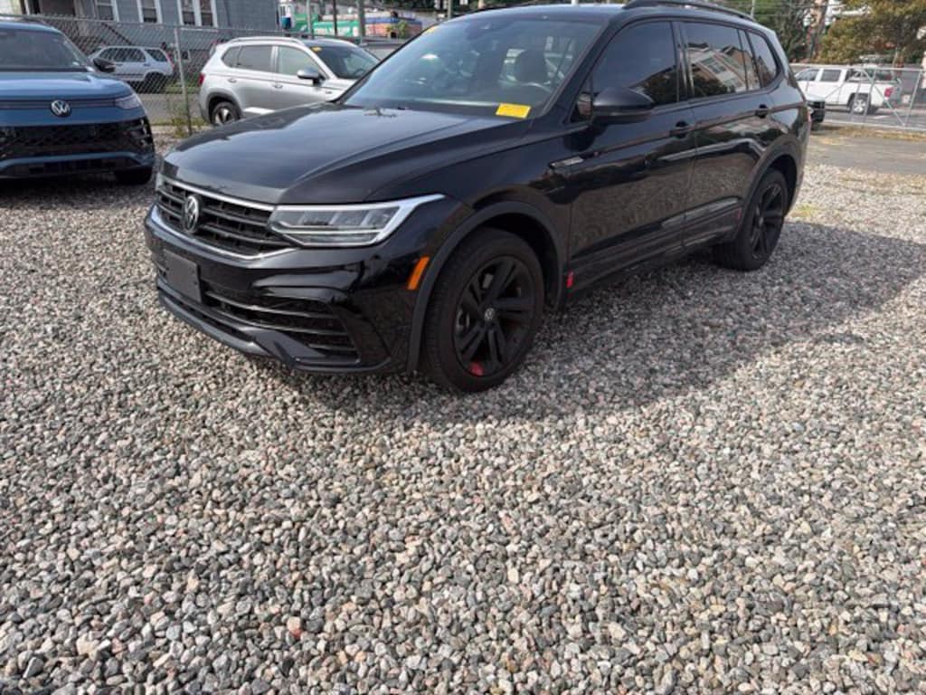 Used 2023 Volkswagen Tiguan 2.0T SE R-Line Black SUV