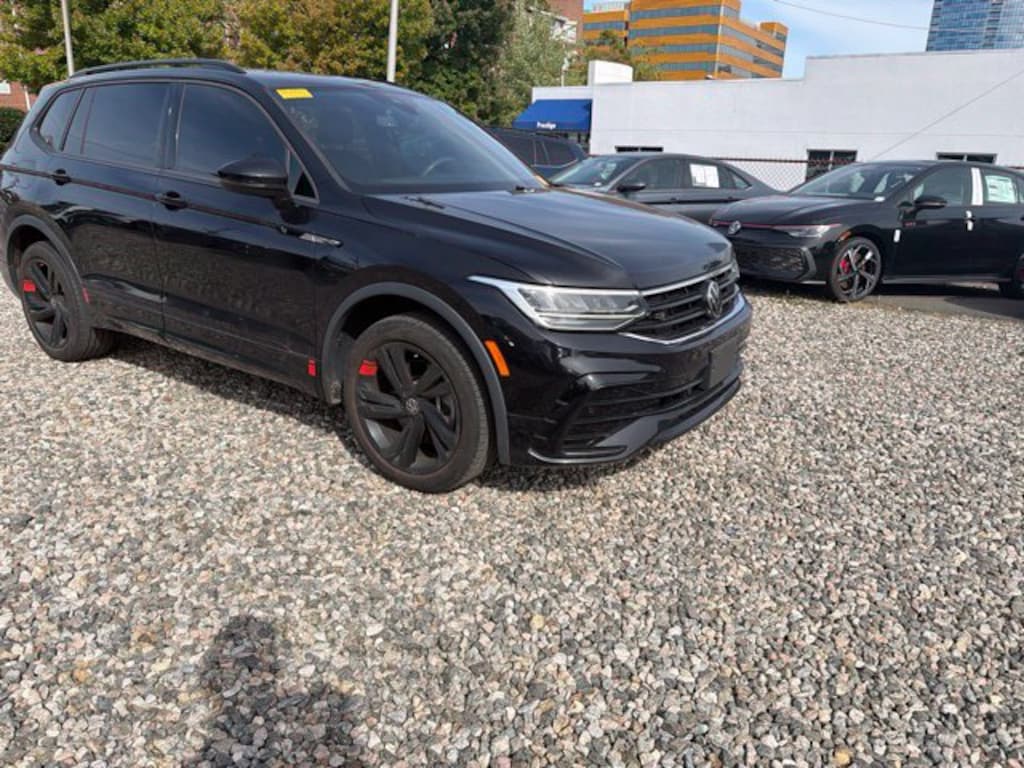 Used 2023 Volkswagen Tiguan 2.0T SE R-Line Black SUV