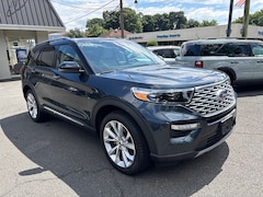 2023 Ford Explorer Platinum SUV P9768