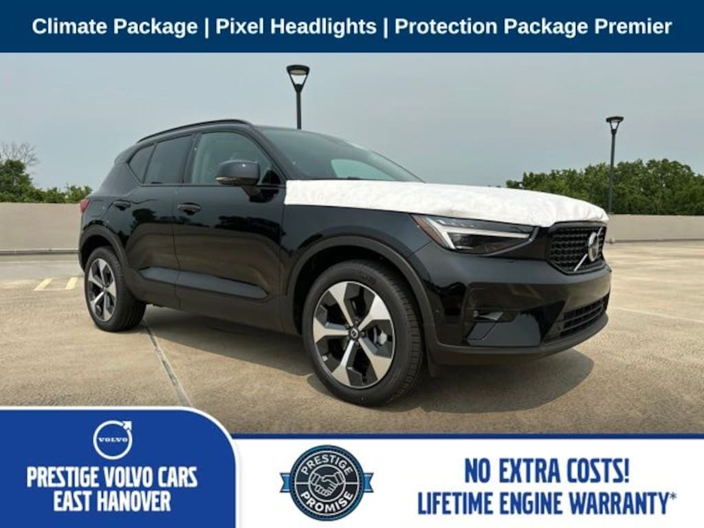 New 2026 Volvo XC40 B5 Plus SUV