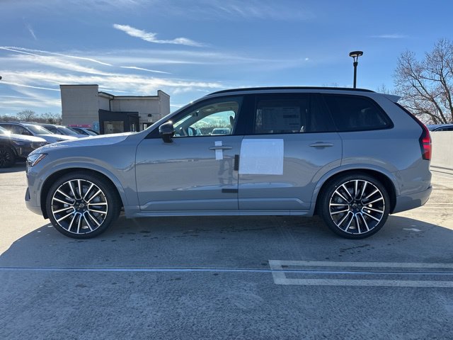 New 2026 Volvo XC90 B6 Ultra Dark Theme 7-Seater SUV