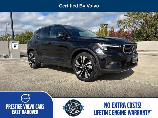 2025 Volvo XC40