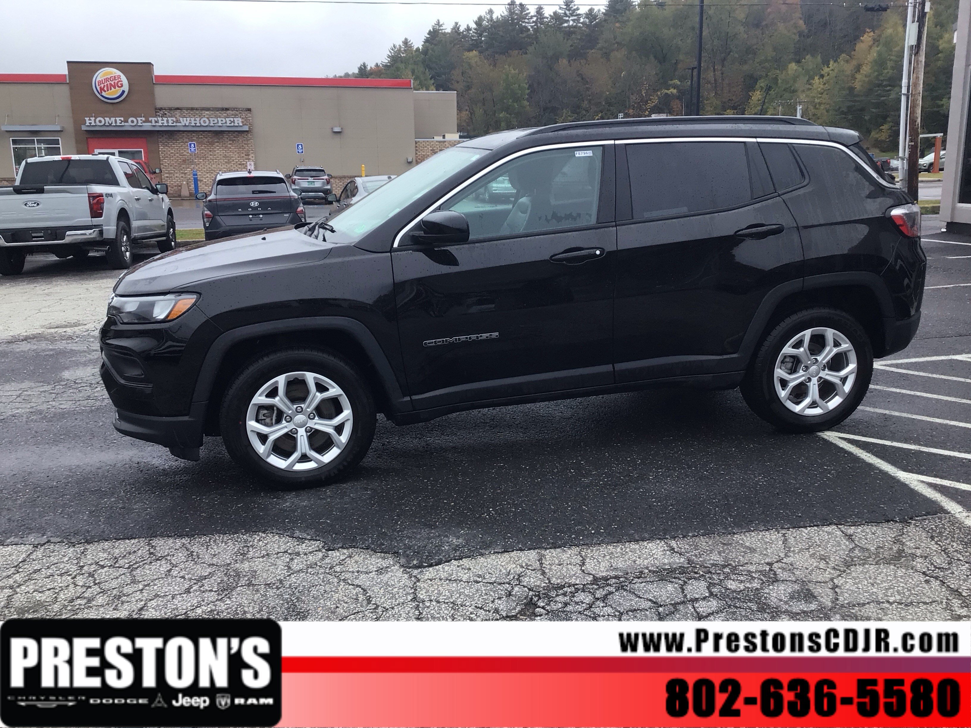 Used 2024 Jeep Compass Latitude SUV