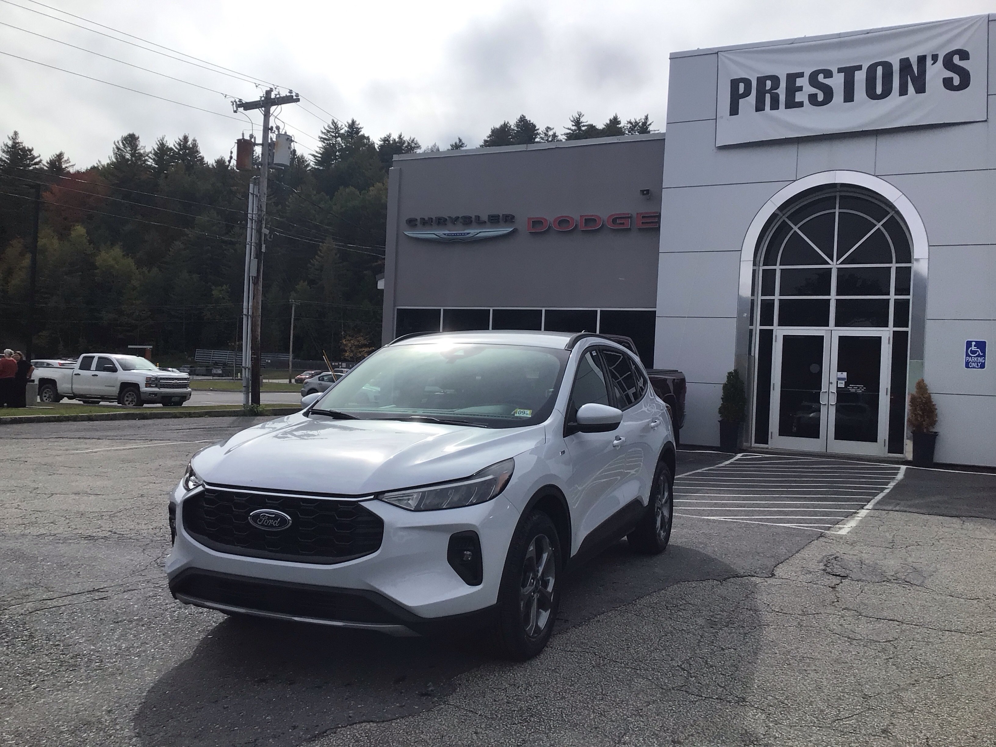 Used 2025 Ford Escape ST-Line Select SUV