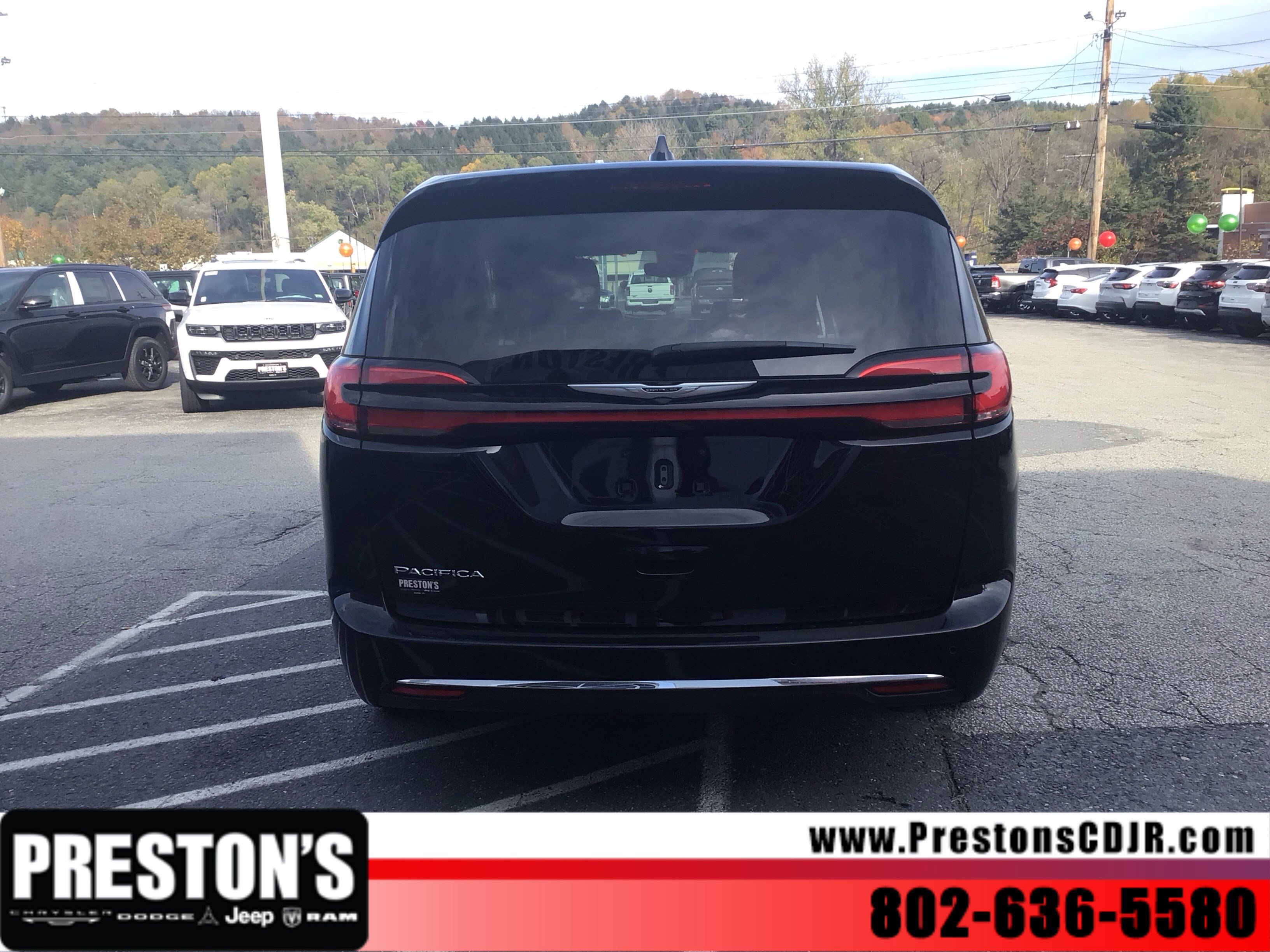 Used 2024 Chrysler Pacifica Touring L Van Passenger Van