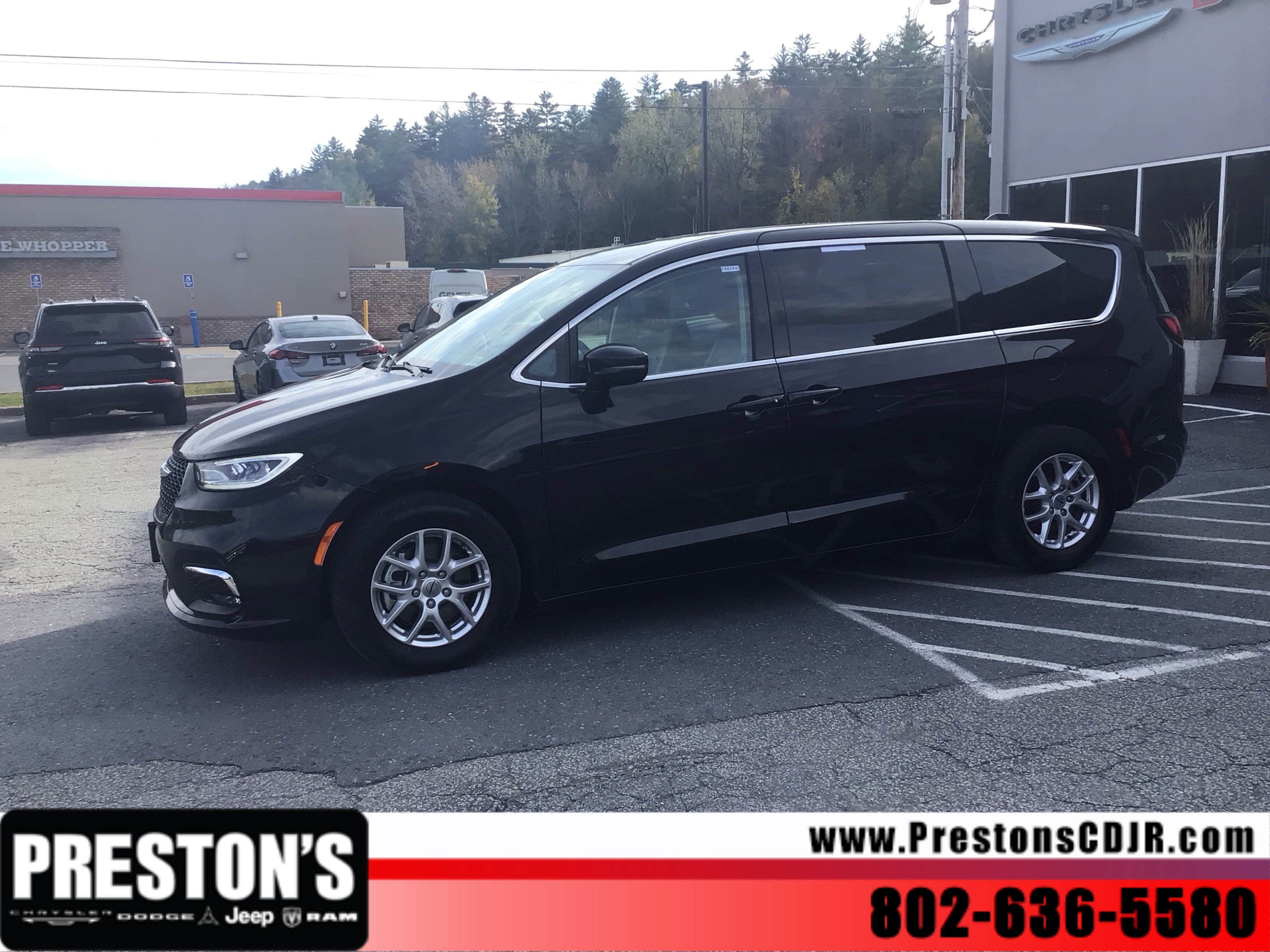 Used 2024 Chrysler Pacifica Touring L Van Passenger Van