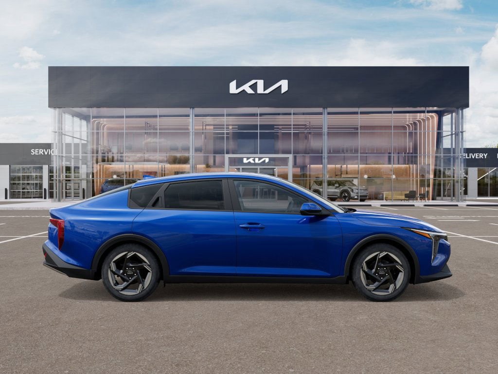 2025 Kia K4 EX - Photo 6