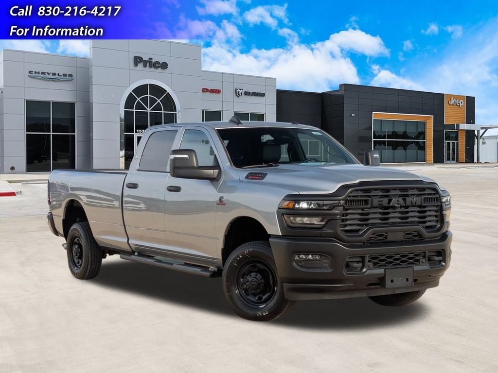 2026 Ram 2500 TRADESMAN CREW CAB 4X4 8' BOX Pickup