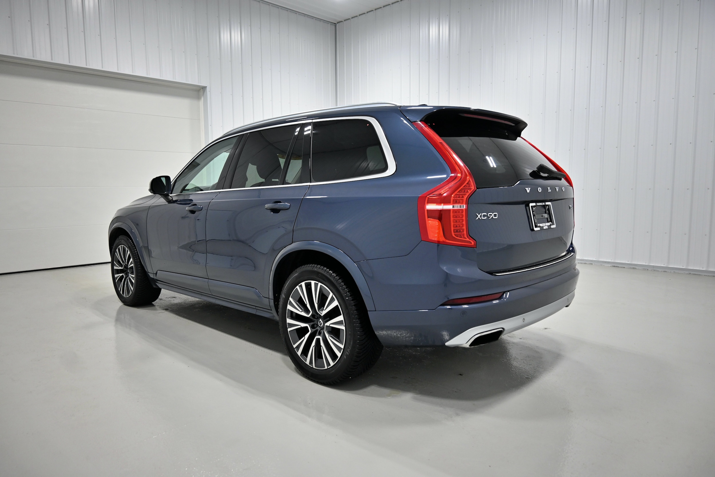 2021 Volvo XC90 Momentum - Photo 33