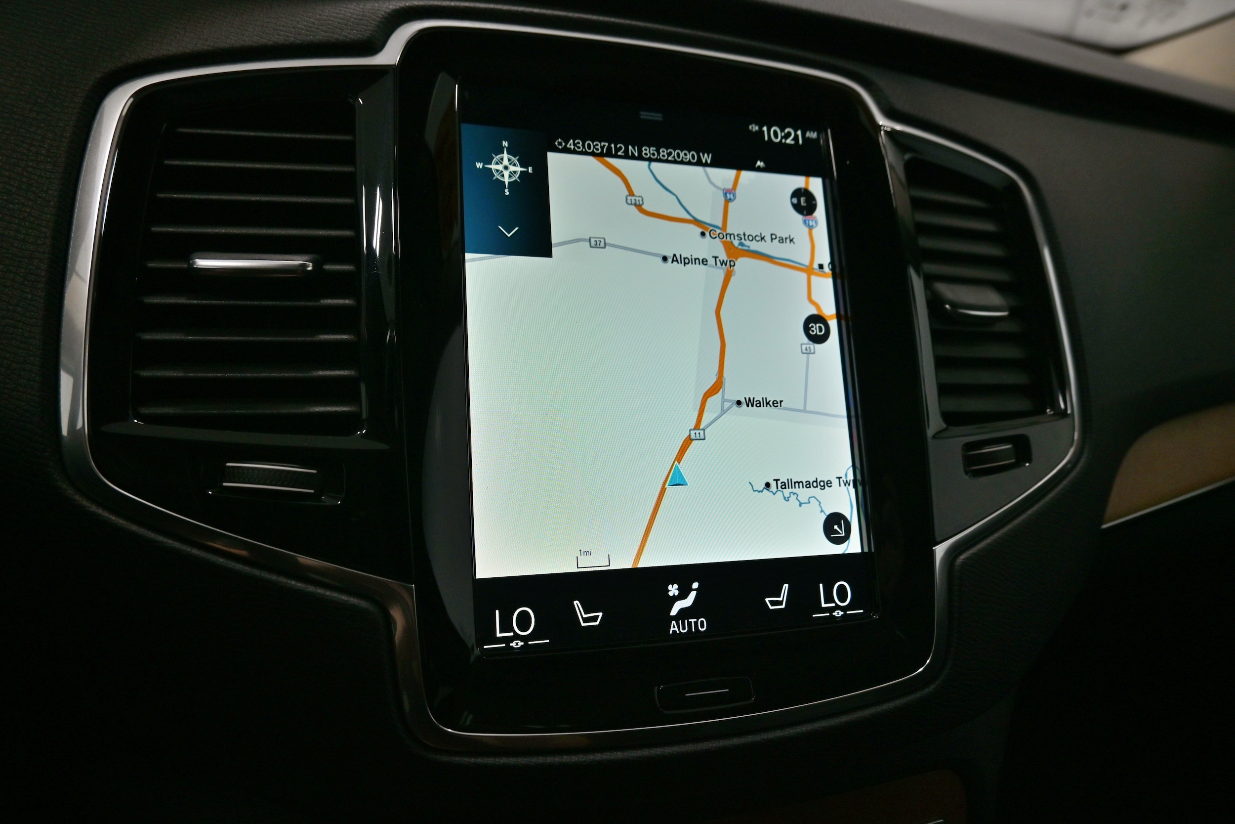 2021 Volvo XC90 Momentum - Photo 11