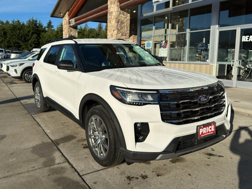 2026 Ford Explorer Active SUV