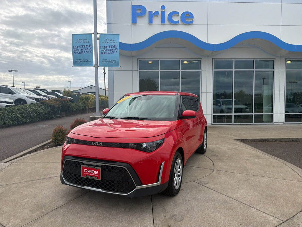 2023 Kia Soul LX Hatchback