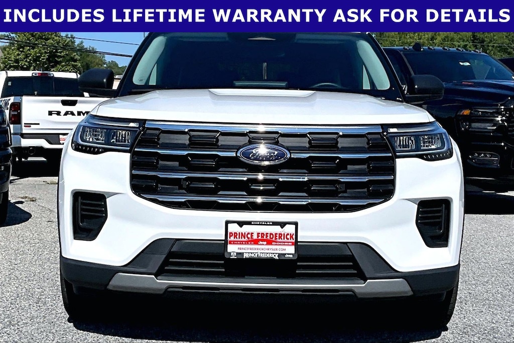 Used 2025 Ford Explorer Active Active RWD