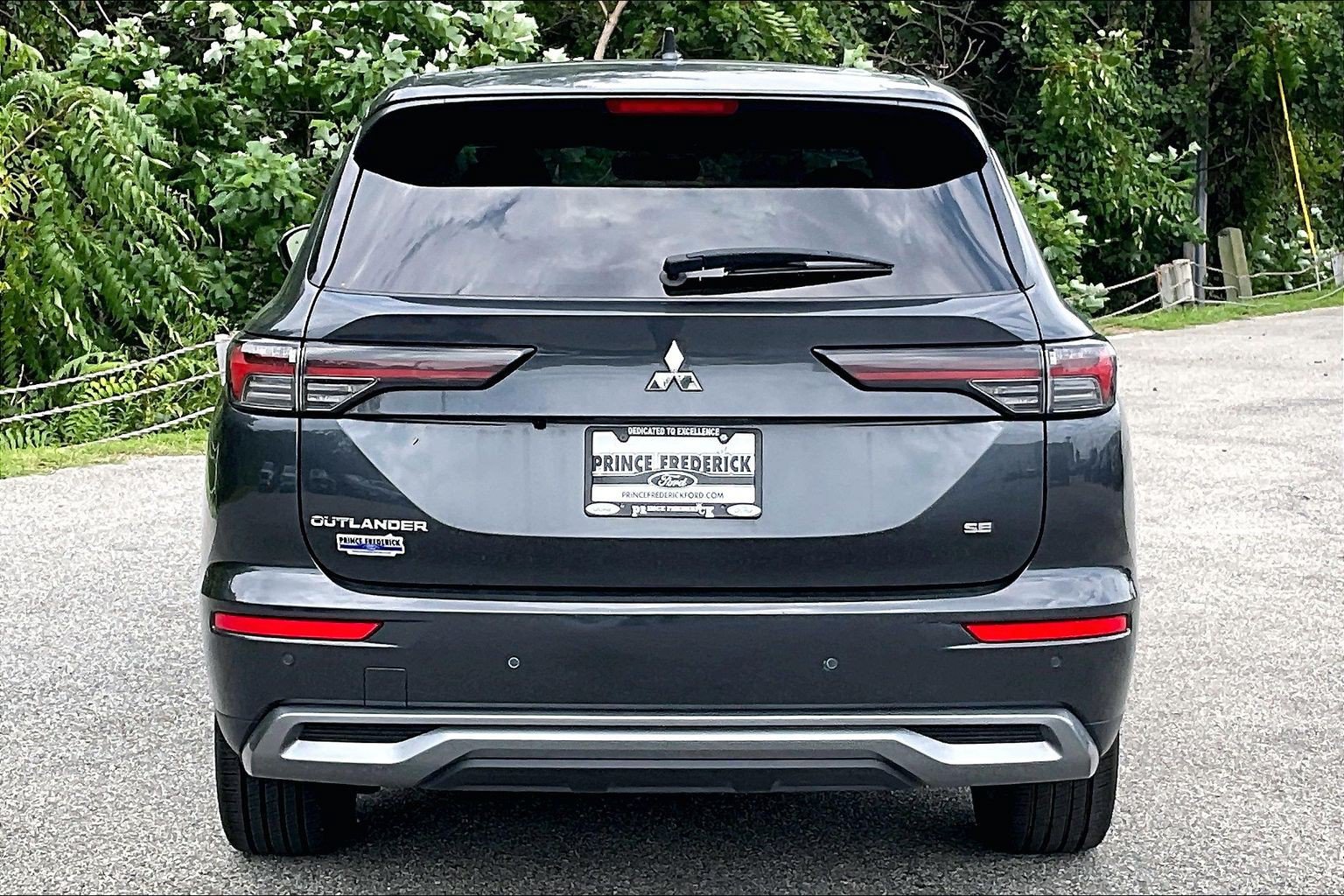 Used 2025 Mitsubishi Outlander SE SE FWD