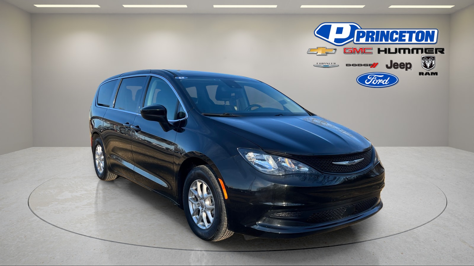 2023 Chrysler Voyager