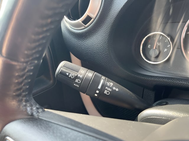 2018 Jeep Wrangler JK Unlimited Sahara - Photo 15