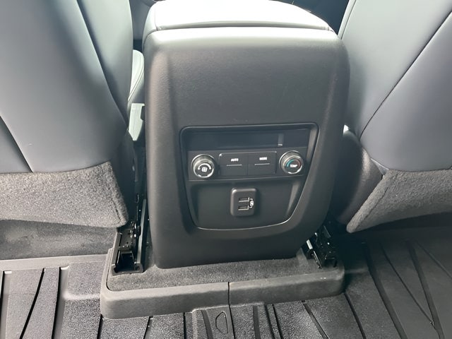 2023 Buick Enclave Essence - Photo 29
