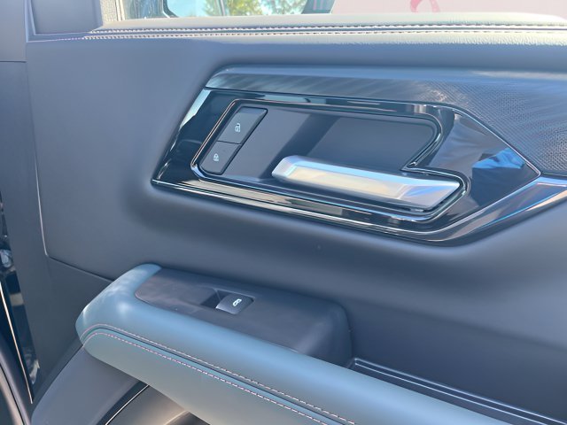 2027 GMC Yukon AT4 - Photo 36