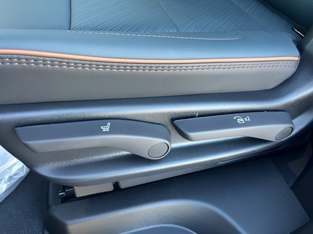 2027 GMC Yukon AT4 - Photo 29