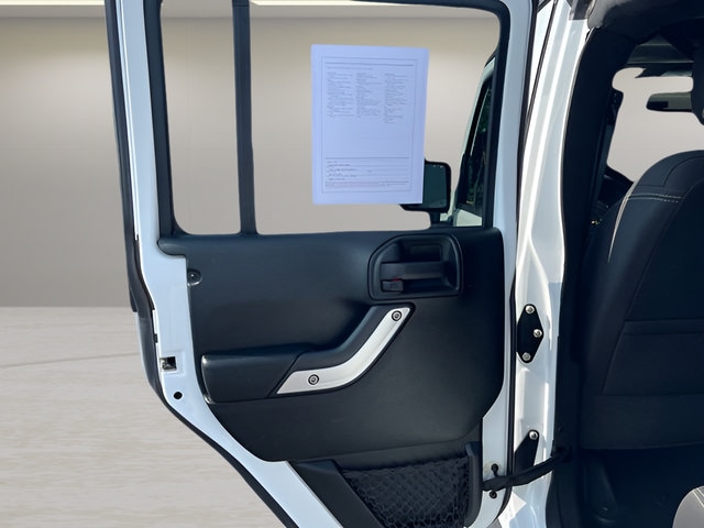2018 Jeep Wrangler JK Unlimited Sahara - Photo 24