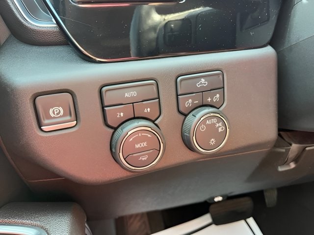 2025 Chevrolet Silverado 1500 LT - Photo 14