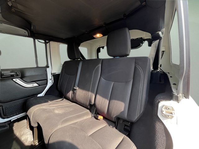 2018 Jeep Wrangler JK Unlimited Sahara - Photo 26