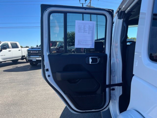 2024 Jeep Wrangler 4-Door Sahara - Photo 26