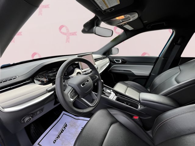 2024 Jeep Compass Limited - Photo 13